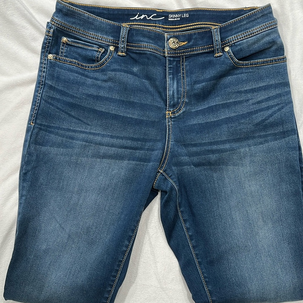Size 10 INC Skinny Leg Regular Fit Jeans
